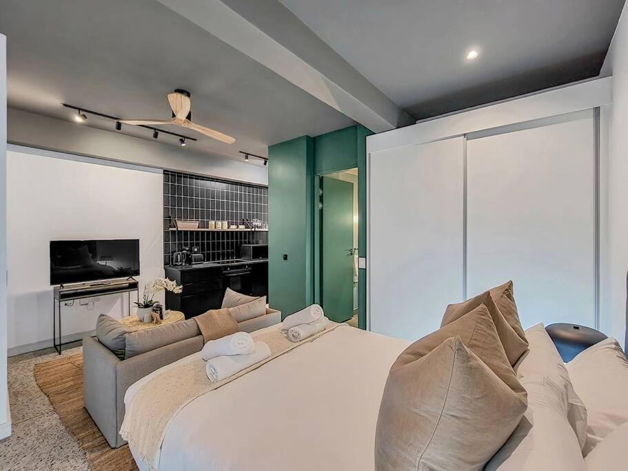 Hub- Cticc, Patio, Rooftop Pool!