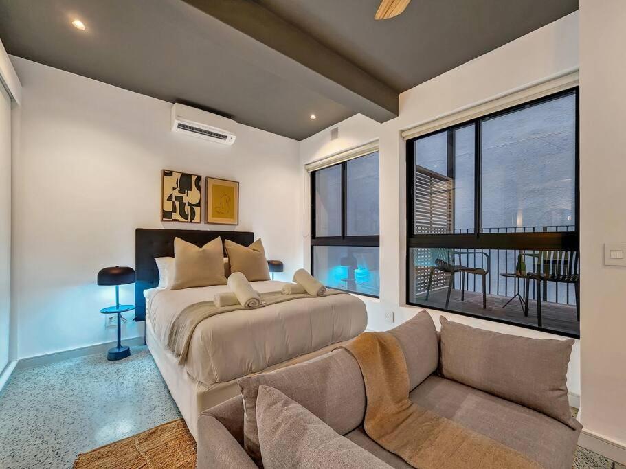 Hub- Cticc, Patio, Rooftop Pool! *